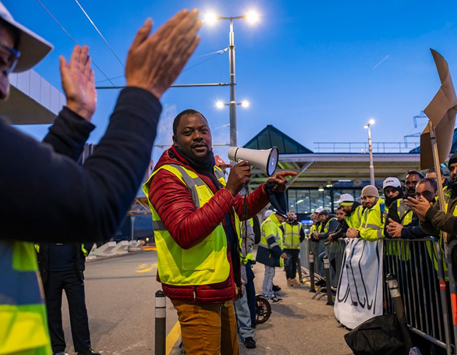Dimanche 24 décembre, après huit heures de grève, les travailleurs de Dnata de l’aéroport international de Genève ont pu crier victoire! 