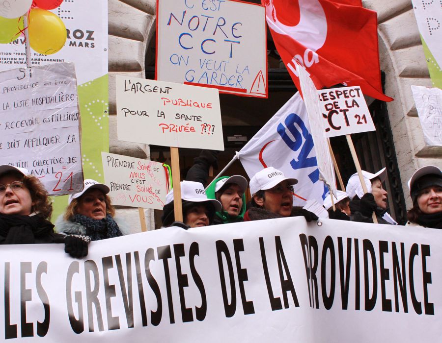 Grévistes lors d'un rassemblement en janvier 2013 à Neuchâtel.