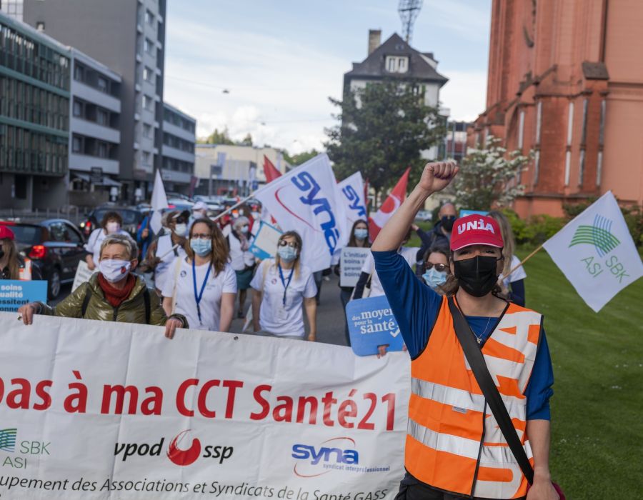 Manifestation syndicale en faveur des soins à Neuchâtel.