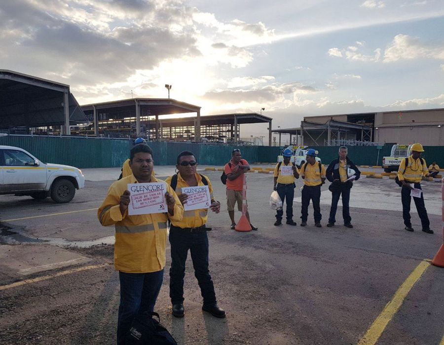 Des manifestants sur un site de Glencore en Colombie
