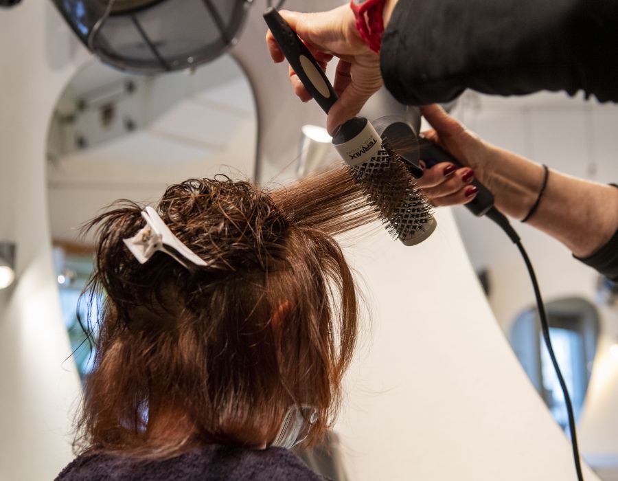 Image d'un salon de coiffure.